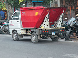 Машина для вывоза отходов в переработку, г. Рим