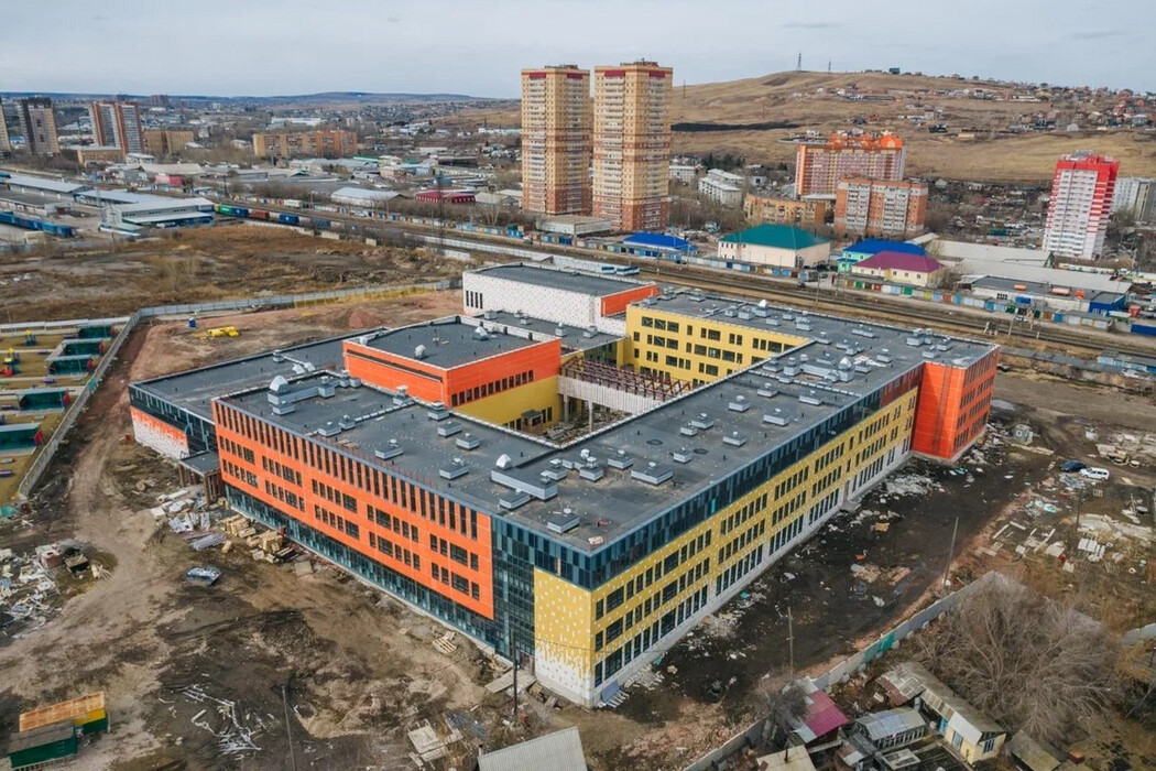 Для строительства дороги к школе на Омской выберут нового подрядчика