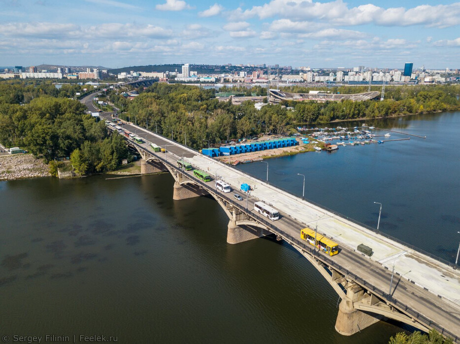 Фото коммунального моста с высоты
