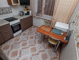 Продается 3-комнатная квартира Антона Петрова ул, 60.8  м², 6650000 рублей