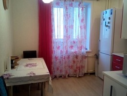 Снять трехкомнатную квартиру Белградская ул, 66.7  м², 25000 рублей