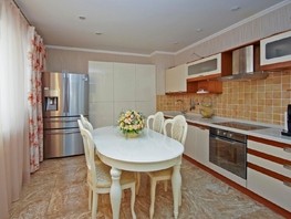 Продается 3-комнатная квартира Омская ул, 97.2  м², 12440000 рублей