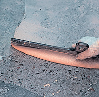Шпатлевка бетонного основания перед нанесением полимерного покрытия