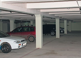 Ориентировочная стоимость машино-места в подземной парковке - 250 тысяч рублей