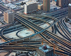 Транспортная развязка в деловом центре Дубая